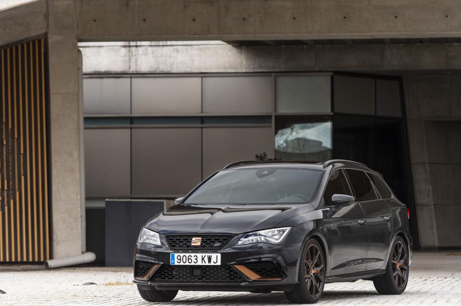  Seat Leon Cupra R ST (5F) 2018 года  (WW) (фото 14 из 40)